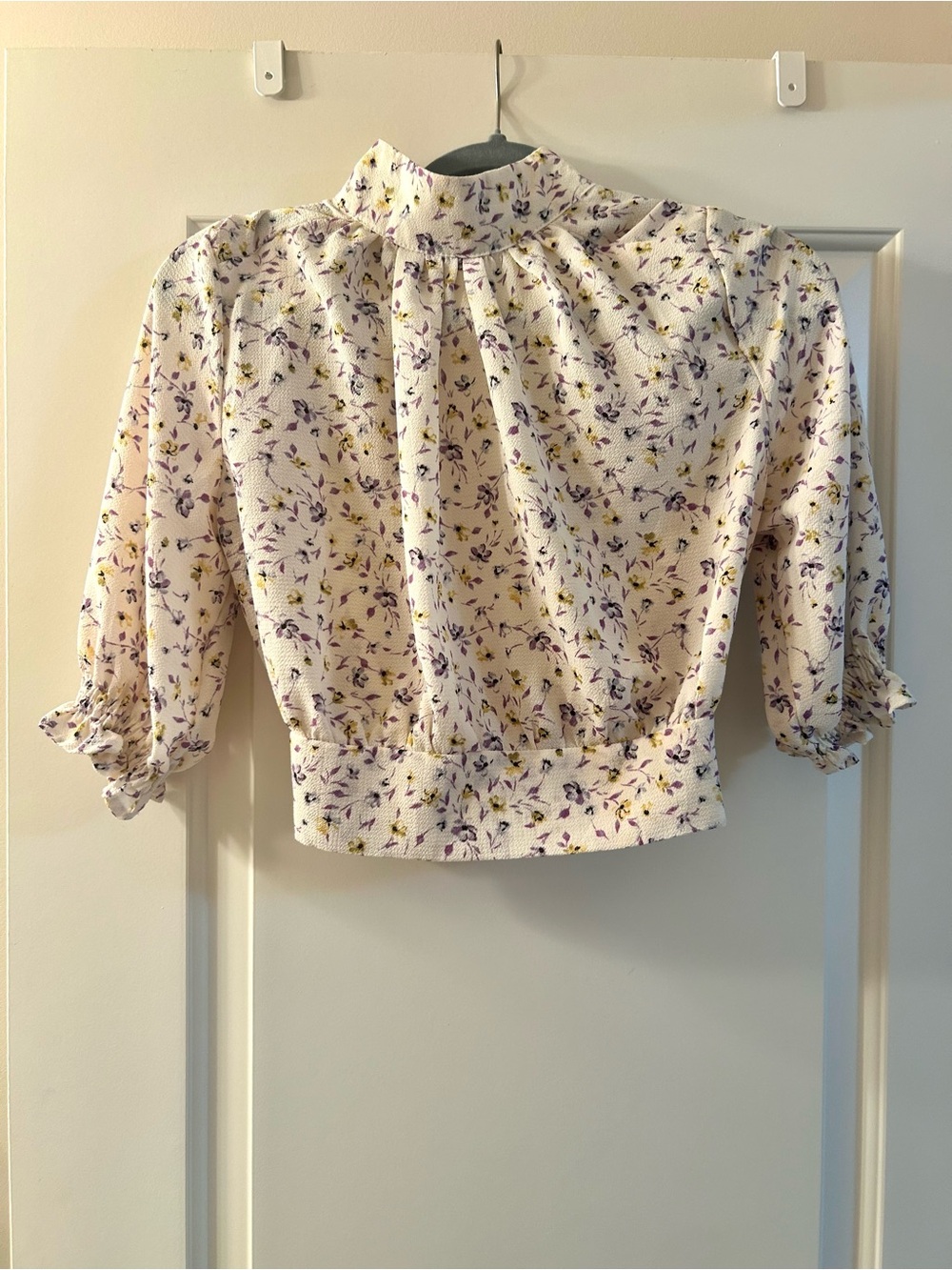 Stem&Vine Floral Puff-Sleeve Mock Neck Top - Cream with Purple Print